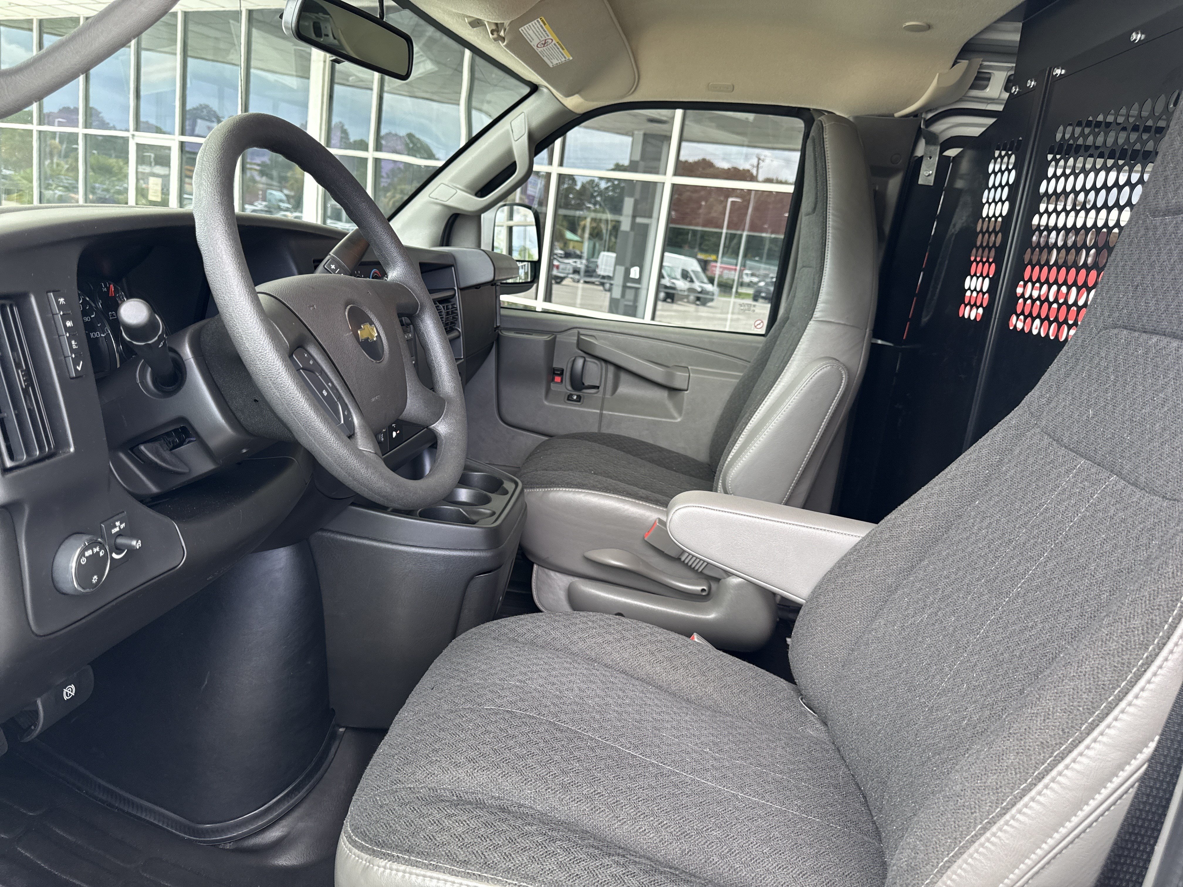 Used 2025 Chevrolet Express 2500 w/ Driver Convenience Package RWD image 15