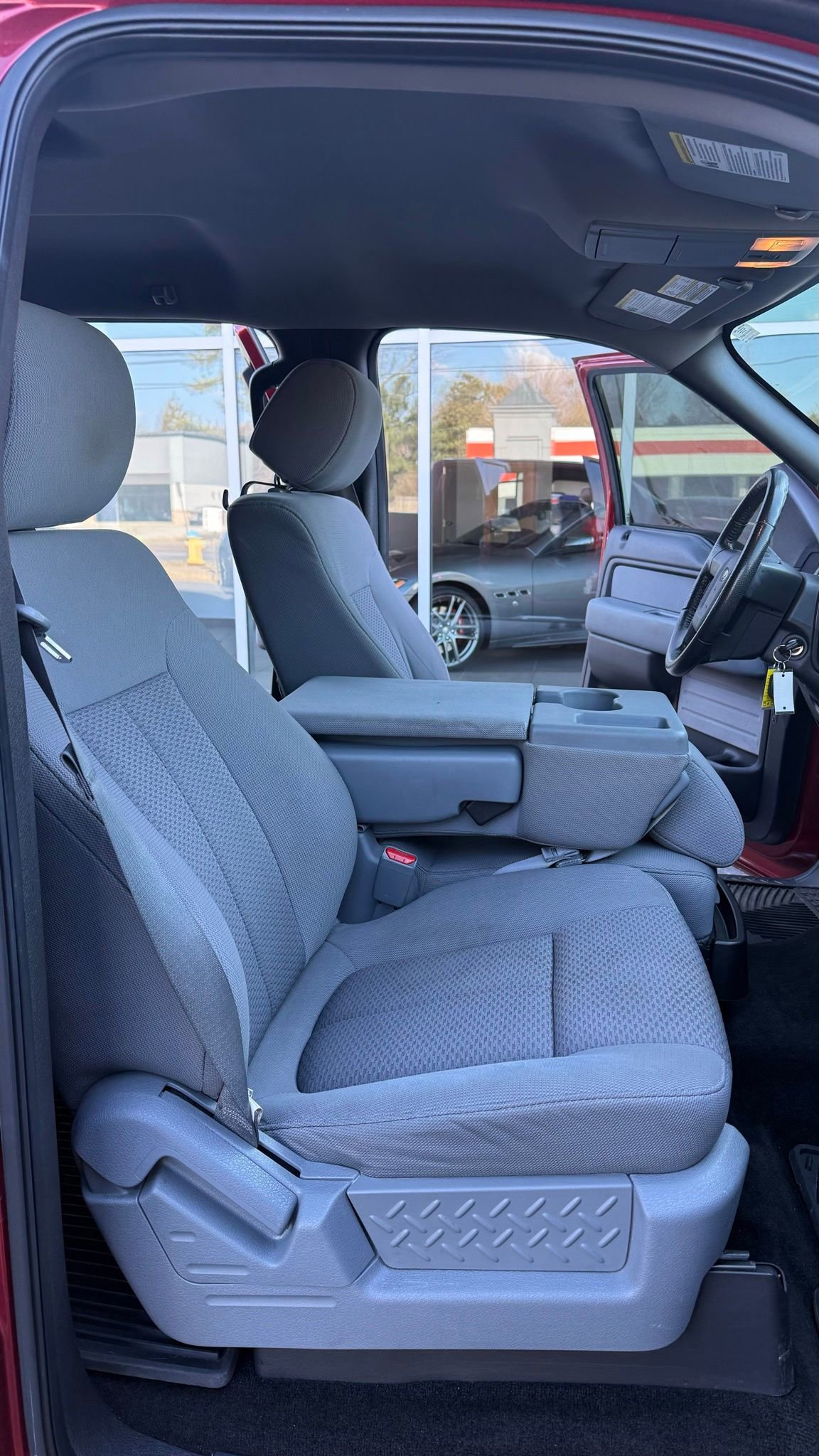 Used 2013 Ford F150 XLT w/ Luxury Equipment Group image 15