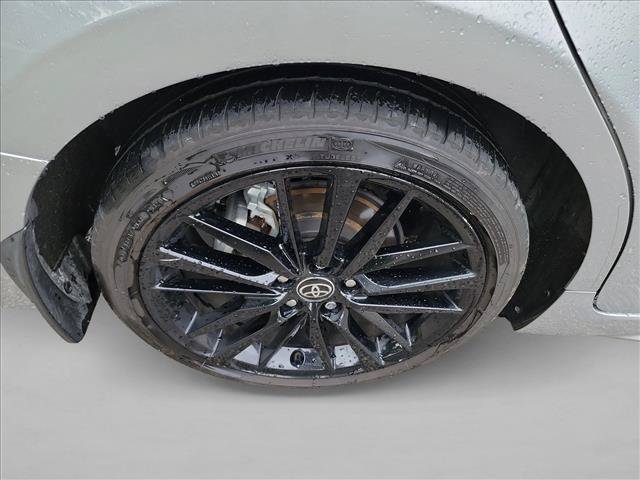 Used 2022 Toyota Camry XSE w/ Cold Weather Package FWD image 11