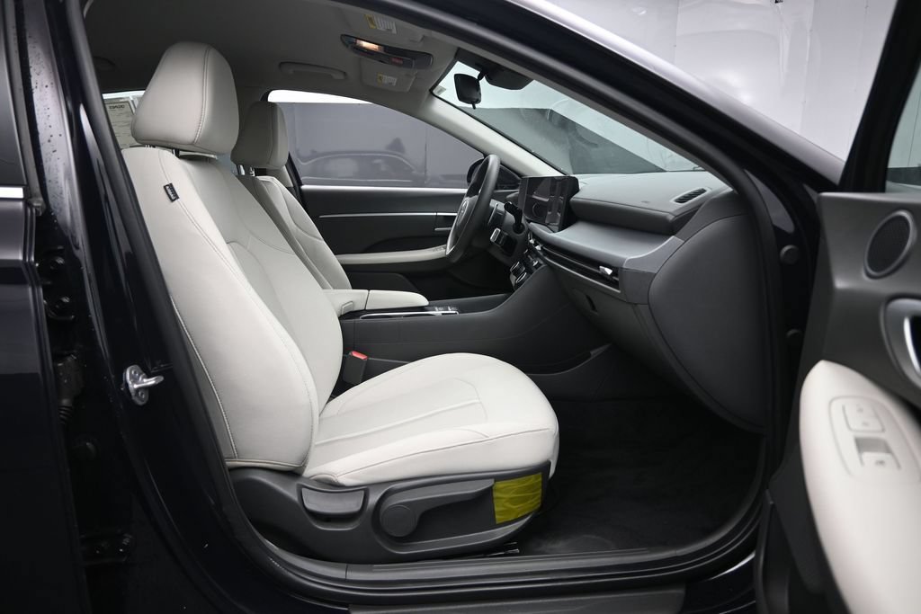 Used 2024 Hyundai Sonata SEL FWD image 28