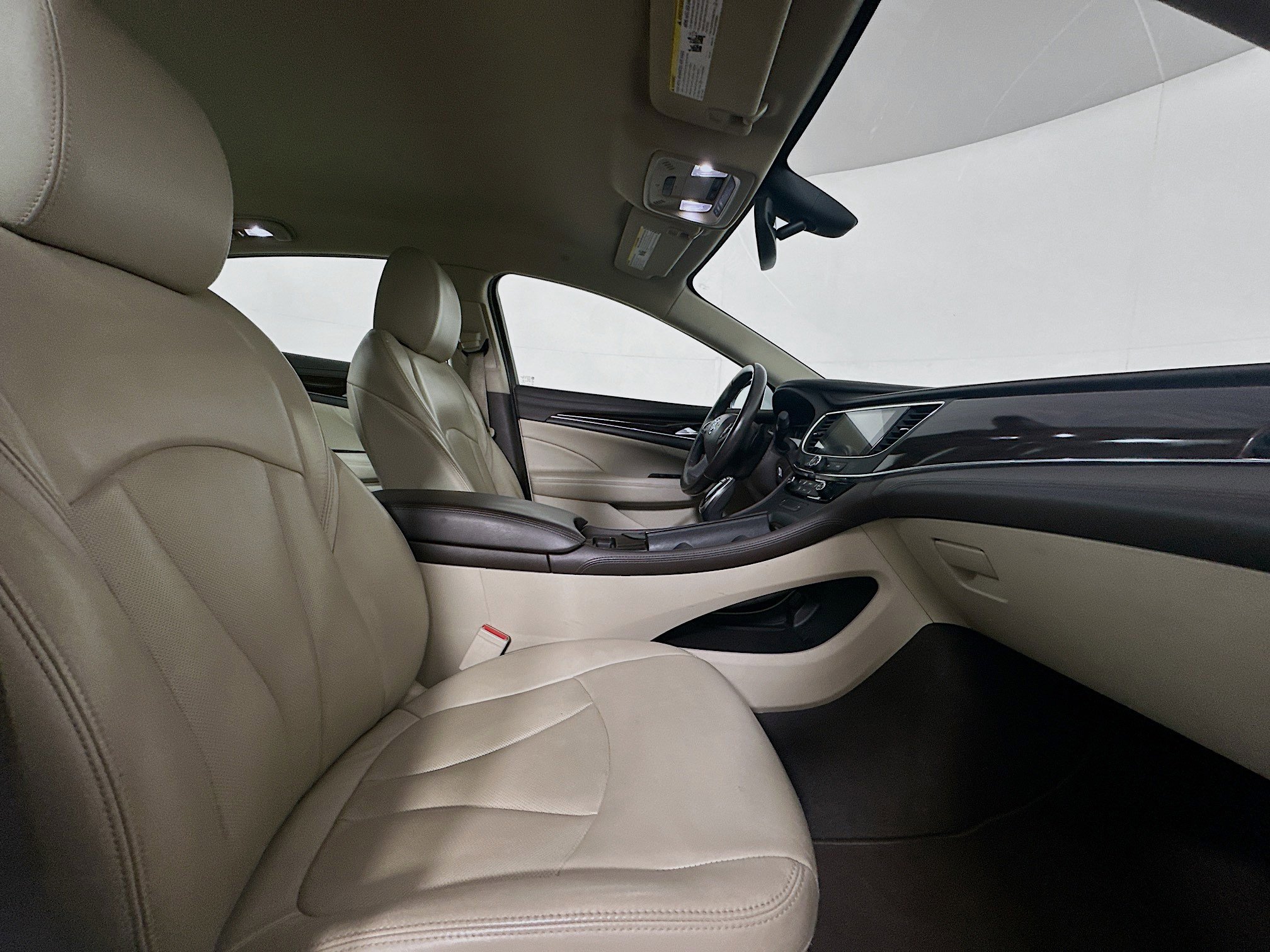 Used 2018 Buick LaCrosse Essence FWD image 30