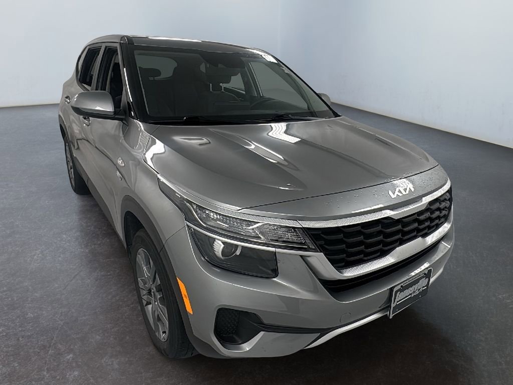 Used 2023 Kia Seltos LX