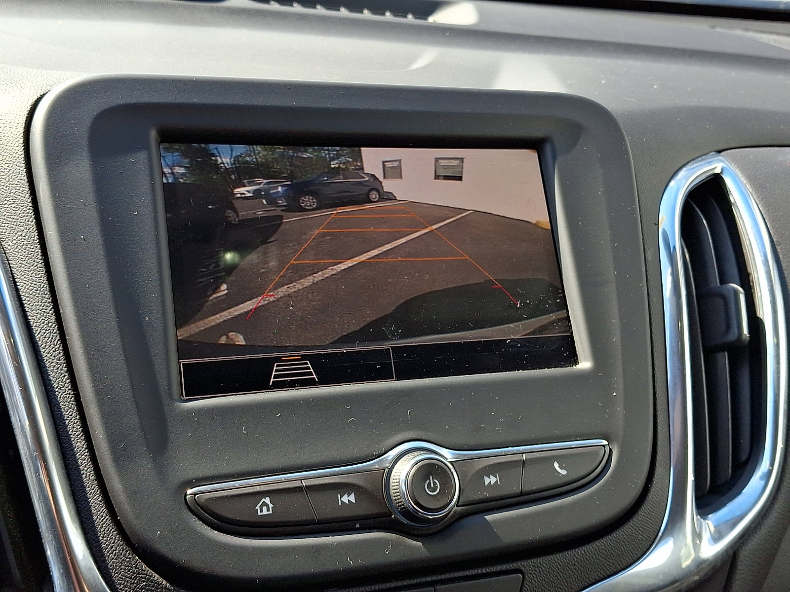 Certified 2023 Chevrolet Equinox LT AWD/4WD image 18
