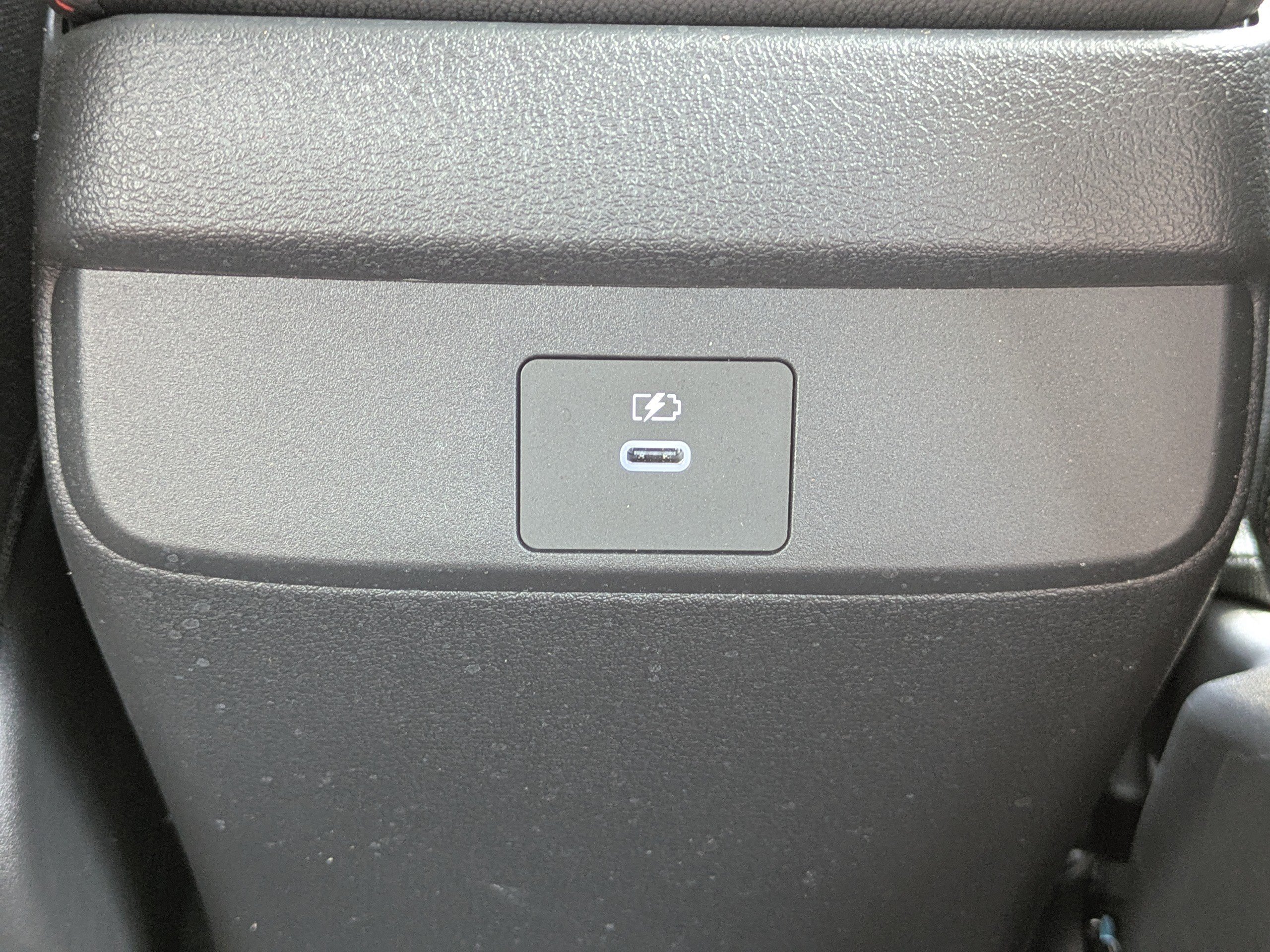 New 2027 Nissan Sentra SR w/ Floor Mat Package FWD image 14