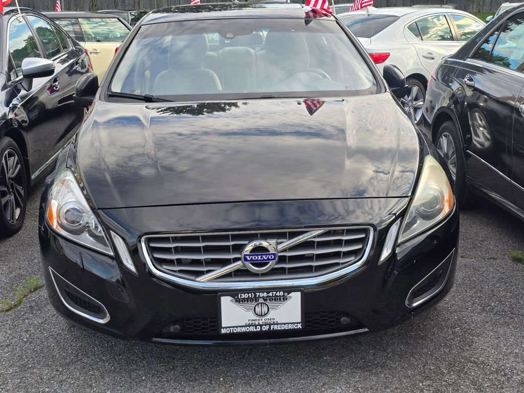 Used 2013 Volvo S60 T5 FWD image 3