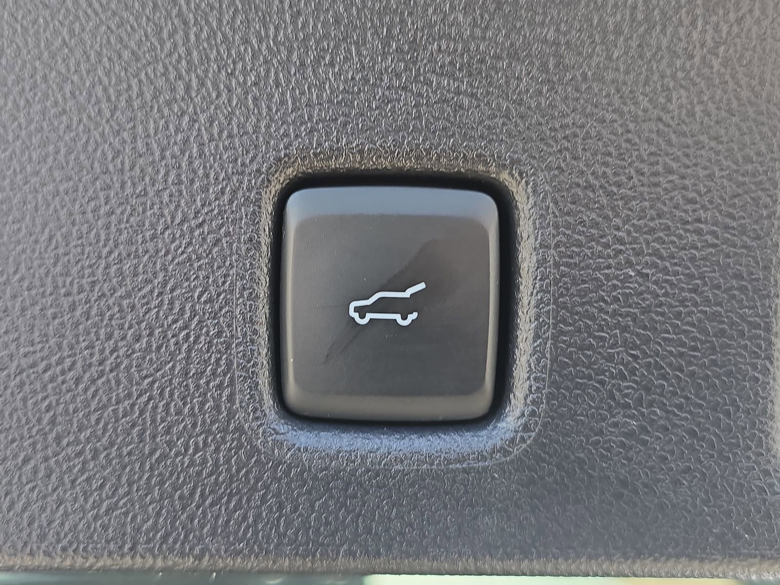 Used 2025 Ford Escape ST-Line w/ Tech Pack #1 FWD image 13