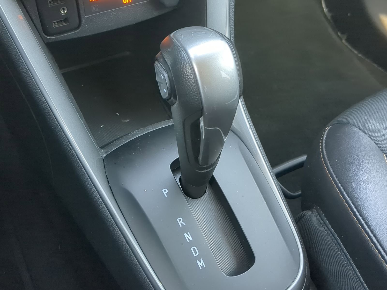 Used 2019 Chevrolet Trax LT w/ LT Convenience Package image 35