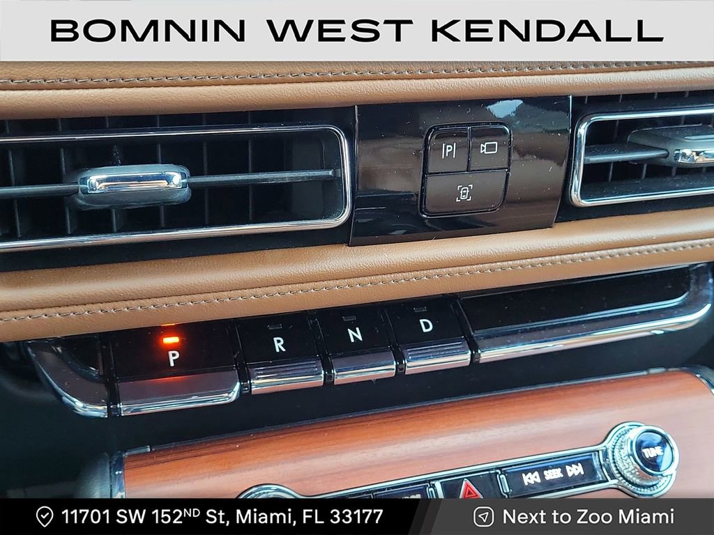 Used 2023 Lincoln Aviator Reserve image 17