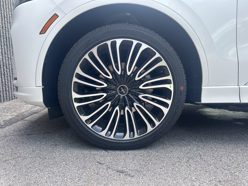 New 2026 Lincoln Aviator Black Label w/ Dynamic Handling Package AWD/4WD image 47