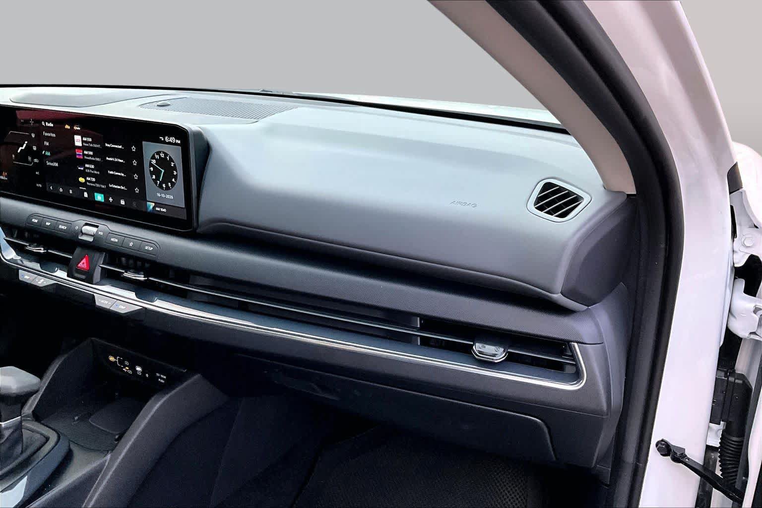 Certified 2025 Kia K4 EX FWD image 18
