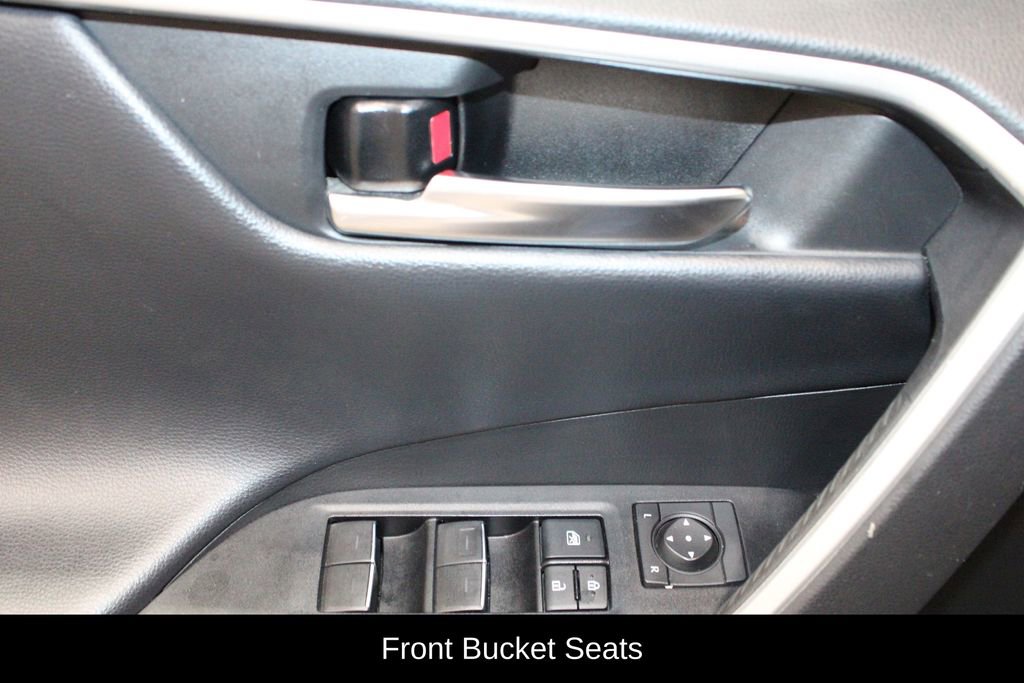 Used 2022 Toyota RAV4 Adventure image 16