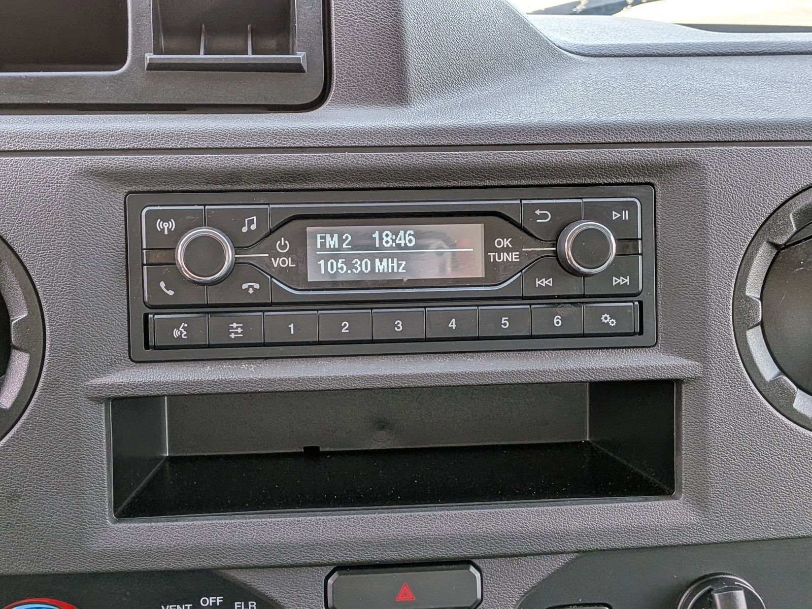 Certified 2023 Ford E-450 and Econoline 450 Super Duty w/ Power Windows & Locks Group image 10