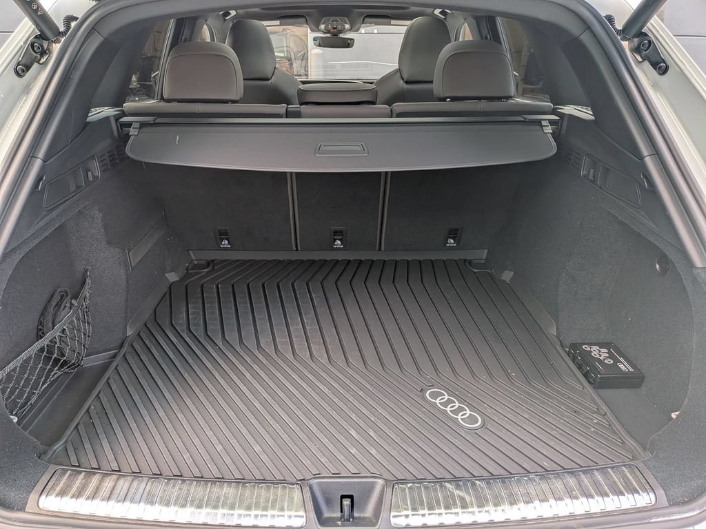 Used 2025 Audi Q5 Premium Plus w/ Premium Plus AWD/4WD image 32
