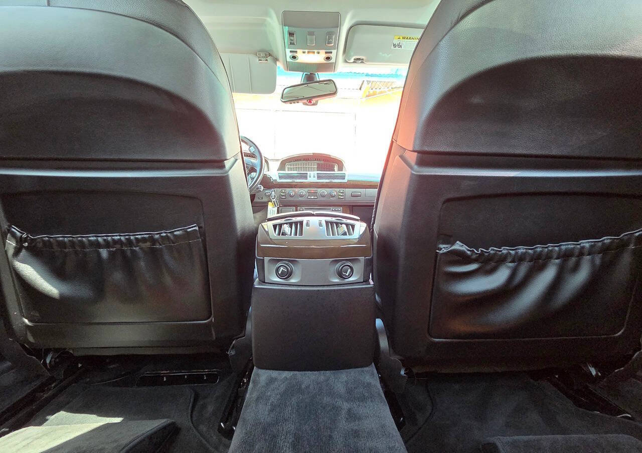Used 2005 BMW 745Li RWD image 36