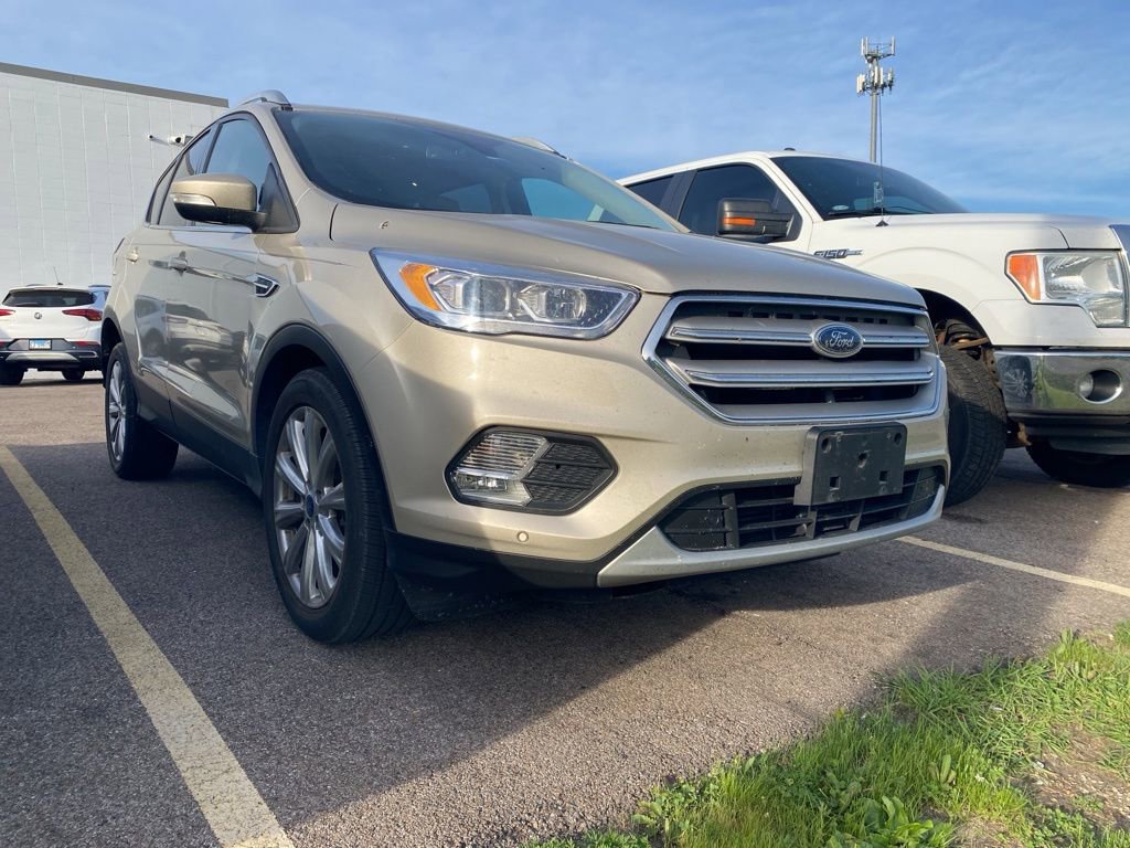 Used 2018 Ford Escape Titanium FWD image 2