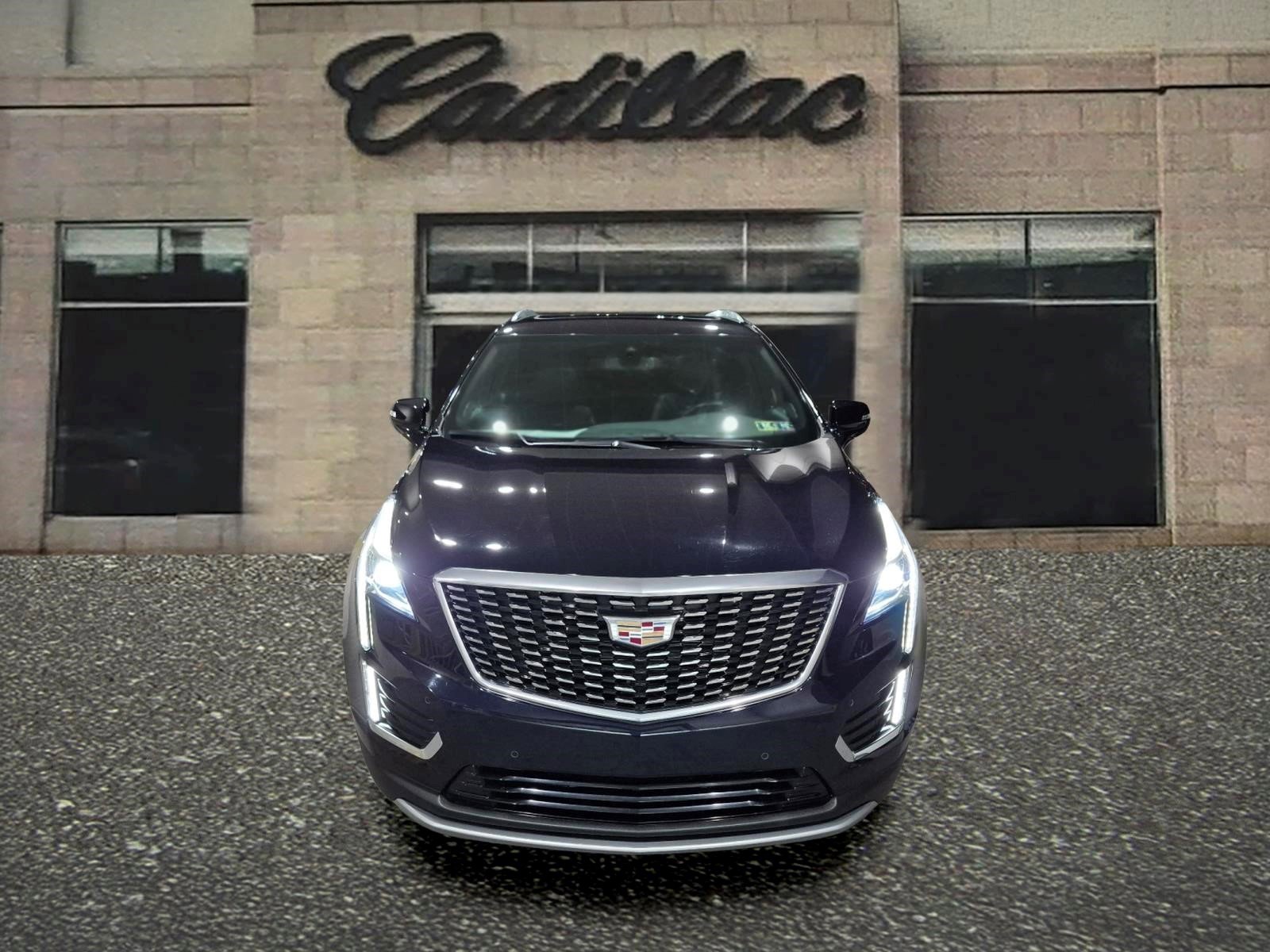 Certified 2022 Cadillac XT5 Premium Luxury AWD/4WD image 8