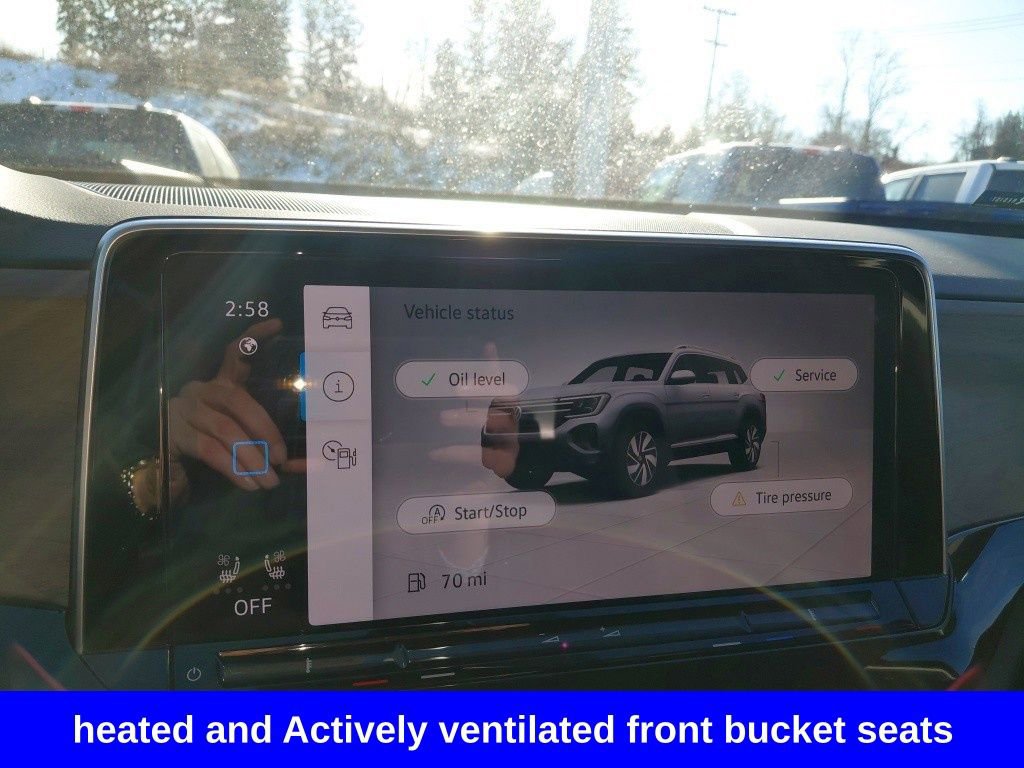 Used 2025 Volkswagen Atlas SE image 36