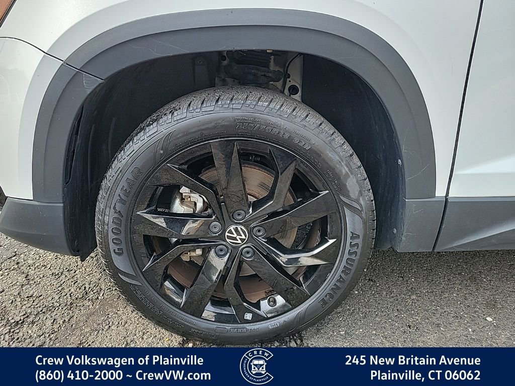 Certified 2022 Volkswagen Taos SE w/ Driver Assistance Package image 20