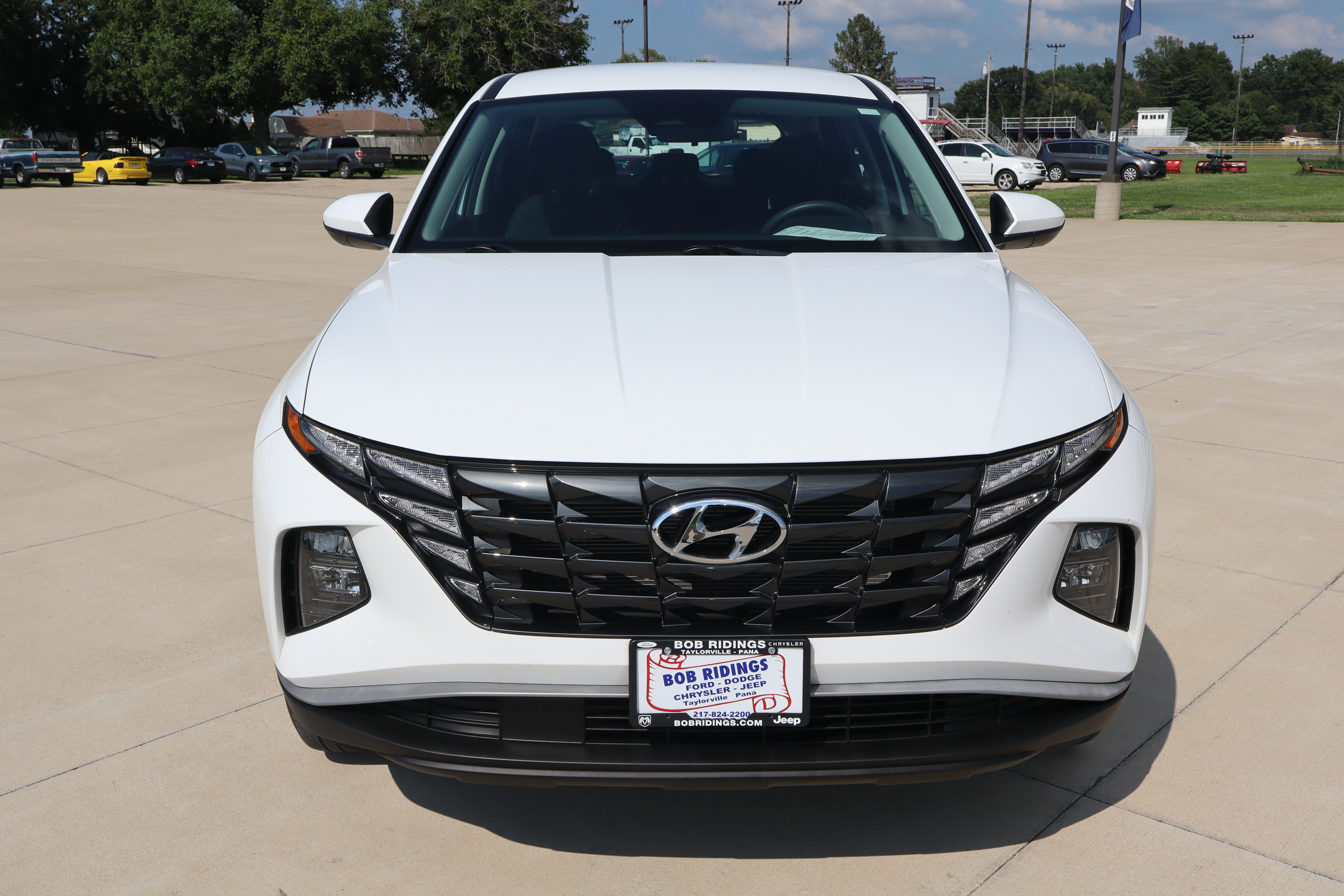 Used 2024 Hyundai Tucson SE AWD/4WD image 2