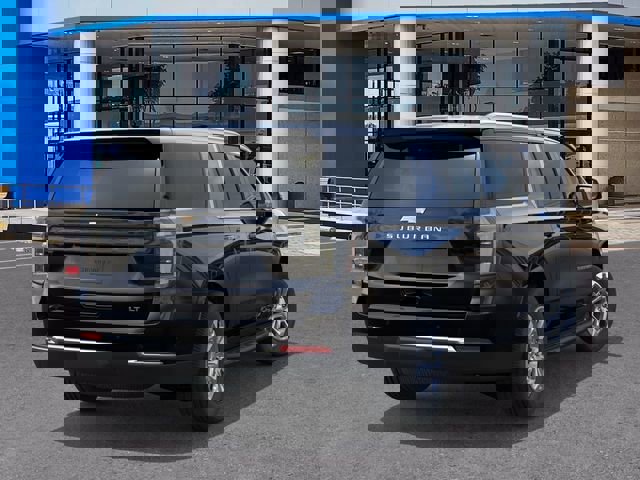 New 2026 Chevrolet Suburban LT w/ Comfort Package AWD/4WD image 4