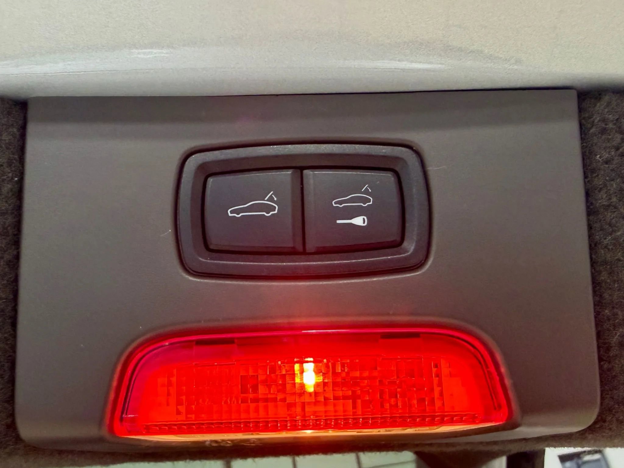 Used 2016 Porsche Cayenne GTS image 35