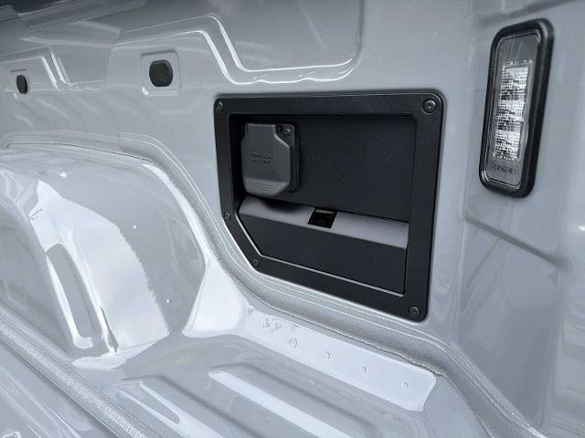 New 2026 GMC Sierra EV Elevation image 27