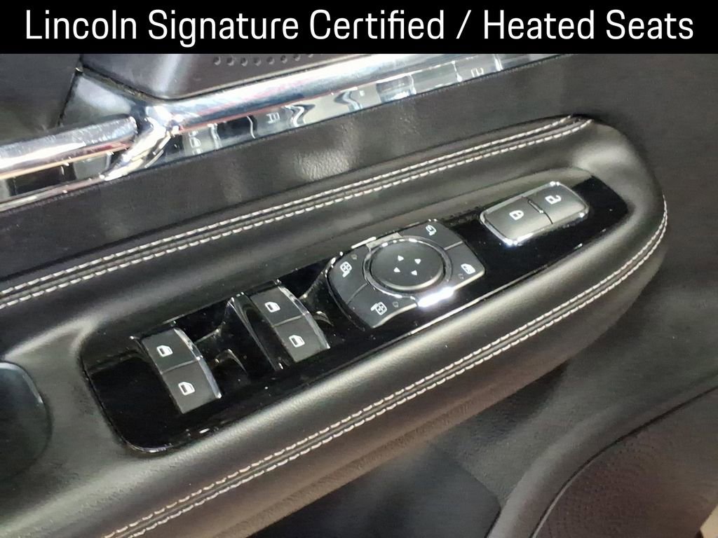 Certified 2023 Lincoln Corsair AWD image 12
