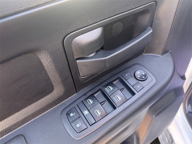 Used 2020 RAM 2500 Tradesman w/ Chrome Appearance Group image 12