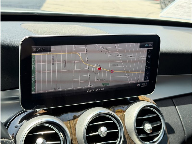 Used 2019 Mercedes-Benz C 300 Sedan image 47