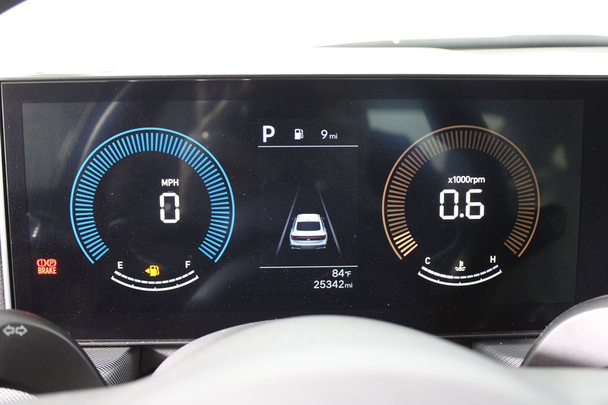 Used 2025 Hyundai Sonata SEL FWD image 15