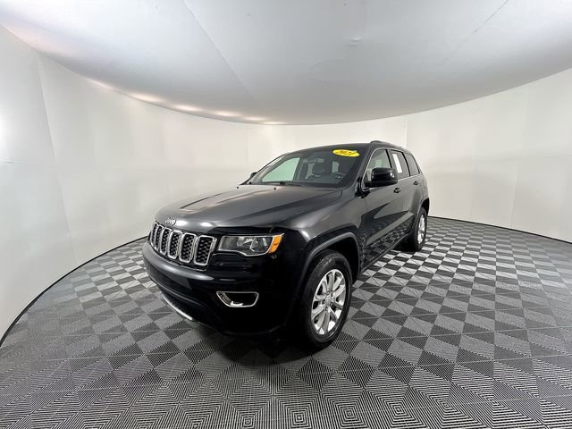 Used 2021 Jeep Grand Cherokee Laredo X image 4