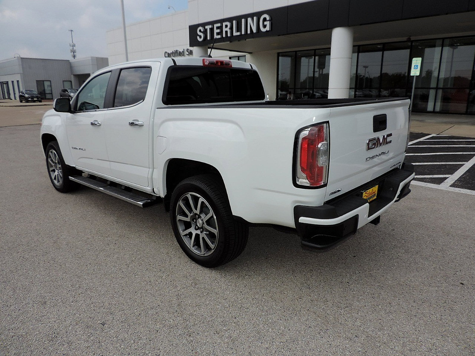 Certified 2021 GMC Canyon Denali RWD image 7
