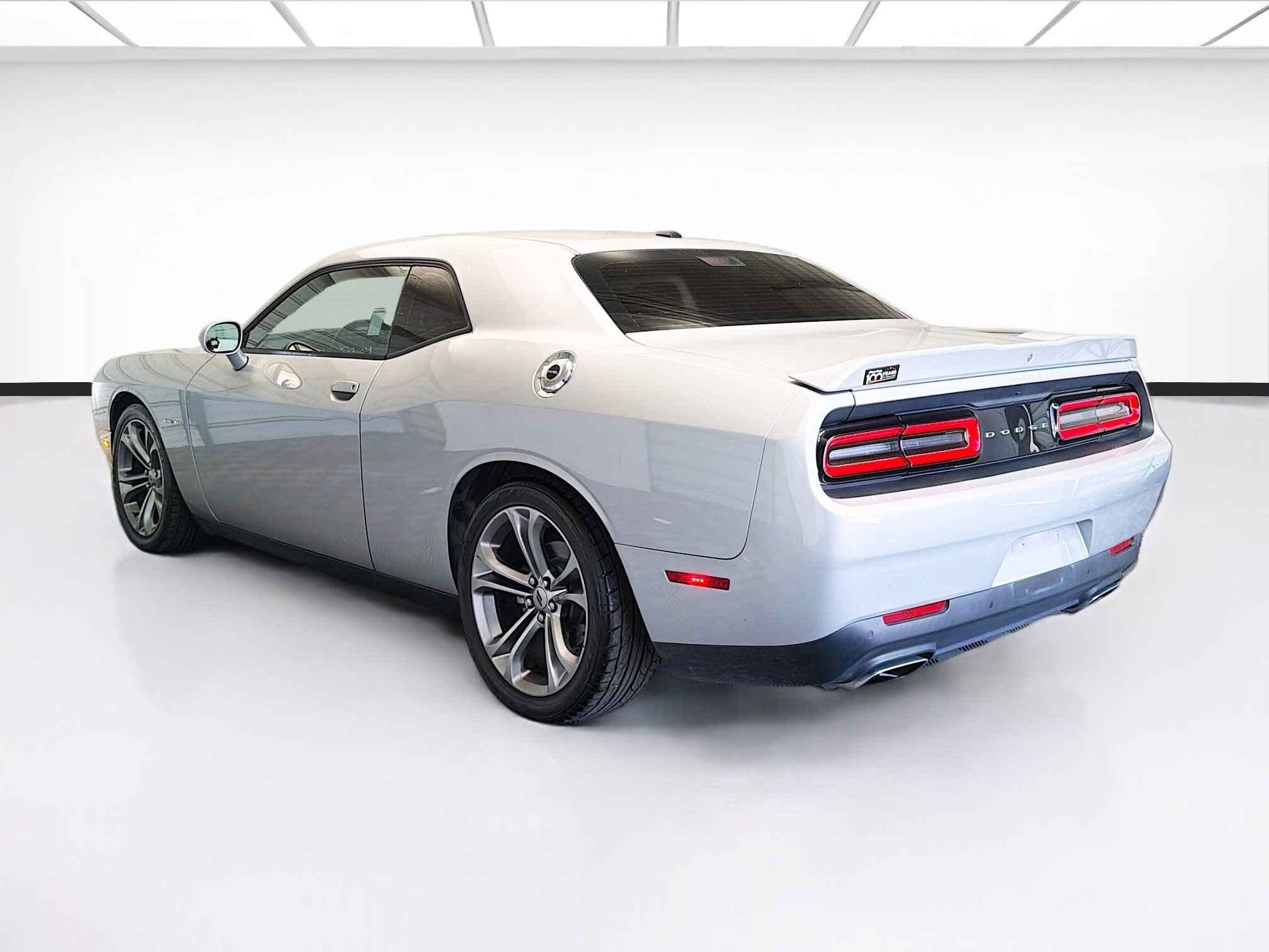 Used 2021 Dodge Challenger R/T image 6