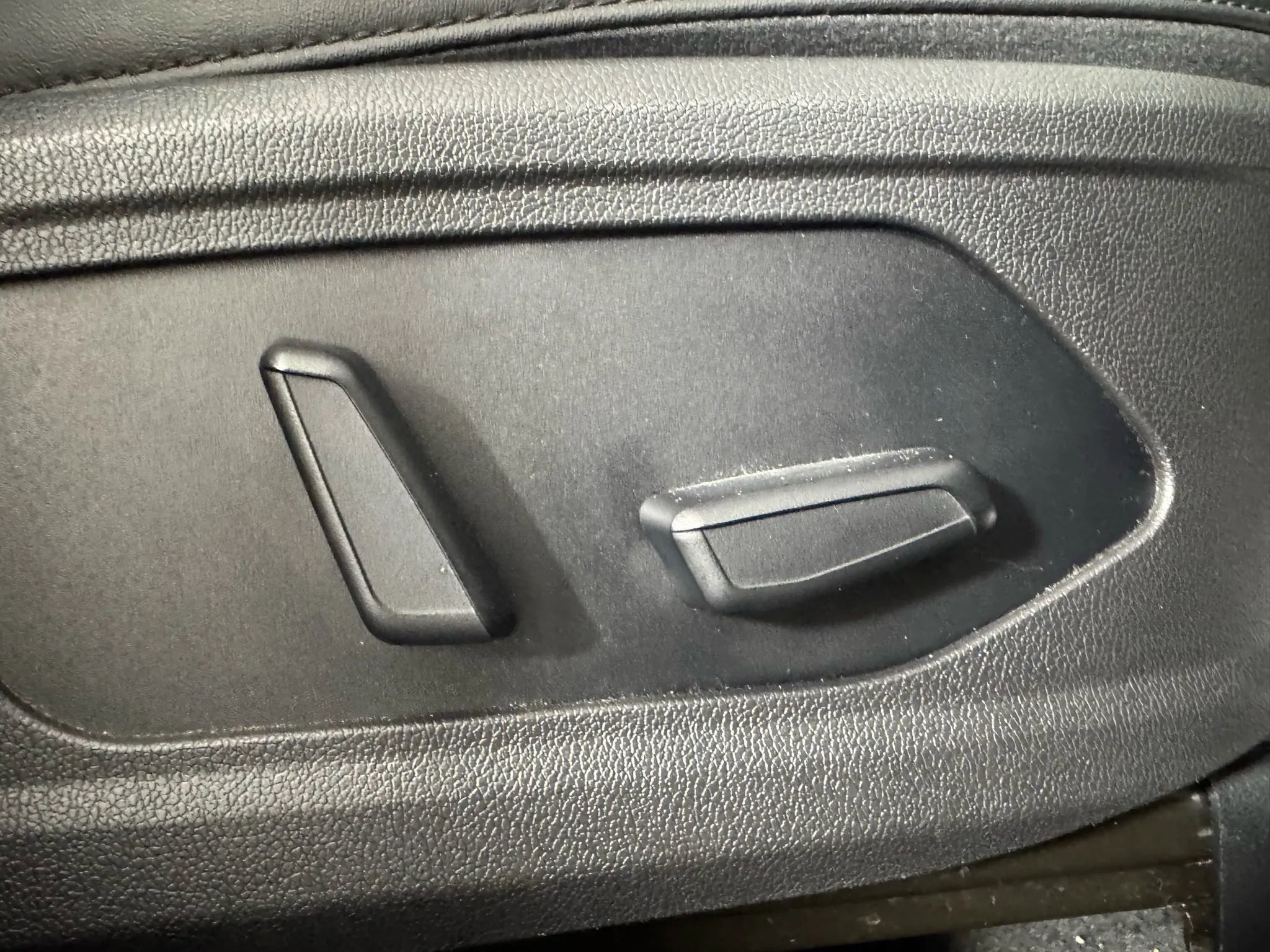 Used 2022 Kia Sorento SX image 38