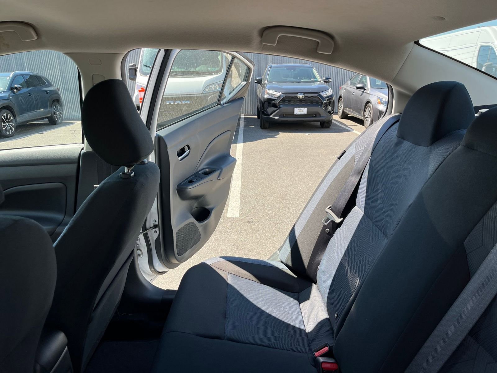 Used 2025 Nissan Versa SV FWD image 38