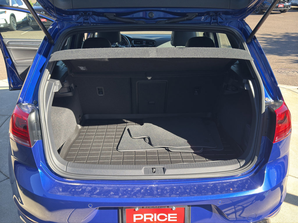 Used 2015 Volkswagen Golf R 4-Door image 26