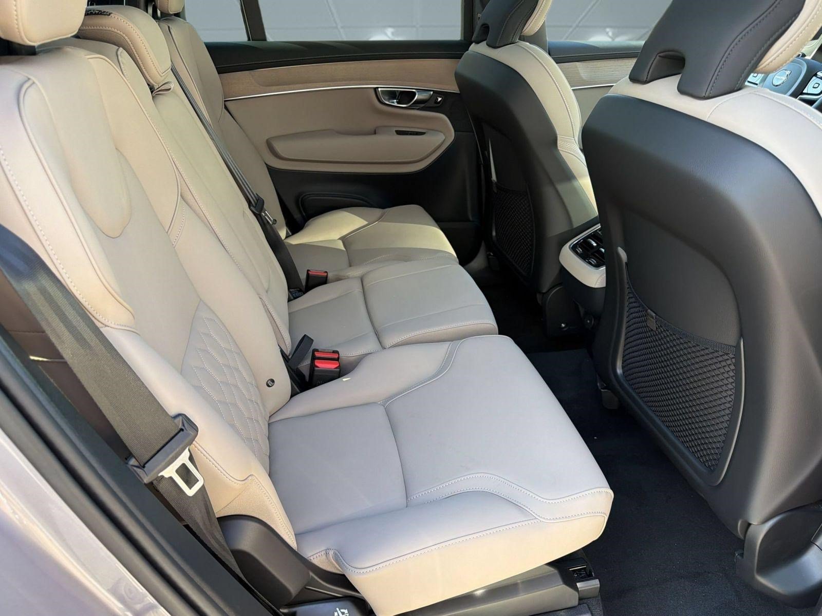 New 2026 Volvo XC90 B6 Plus w/ Protection Package AWD/4WD image 30