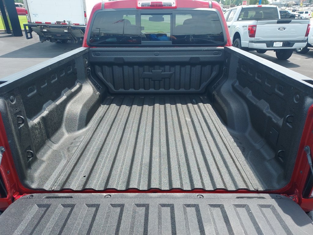 Used 2023 Chevrolet Colorado LT w/ LT Convenience Package II AWD/4WD image 10