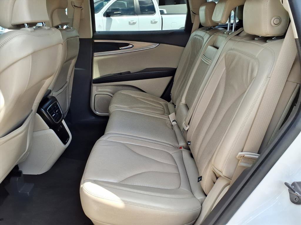 Used 2019 Lincoln Nautilus Select image 20