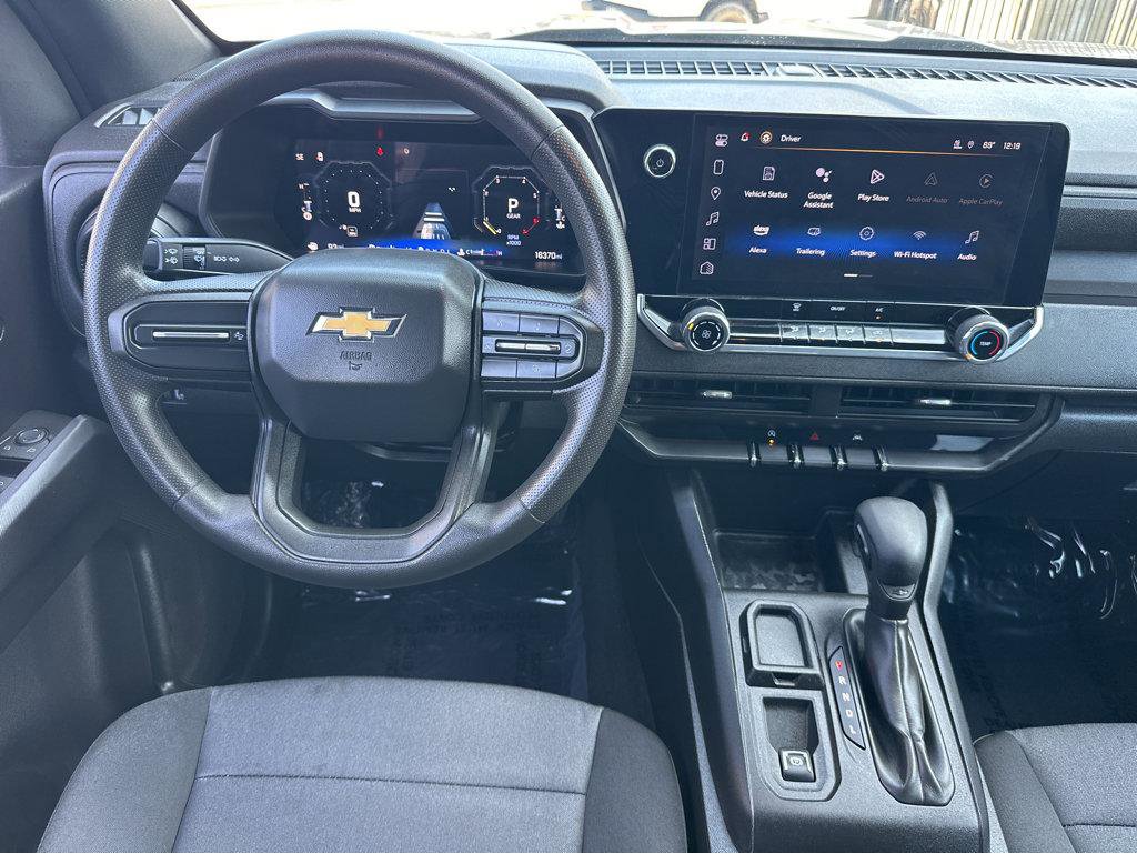 Used 2024 Chevrolet Colorado W/T RWD image 19