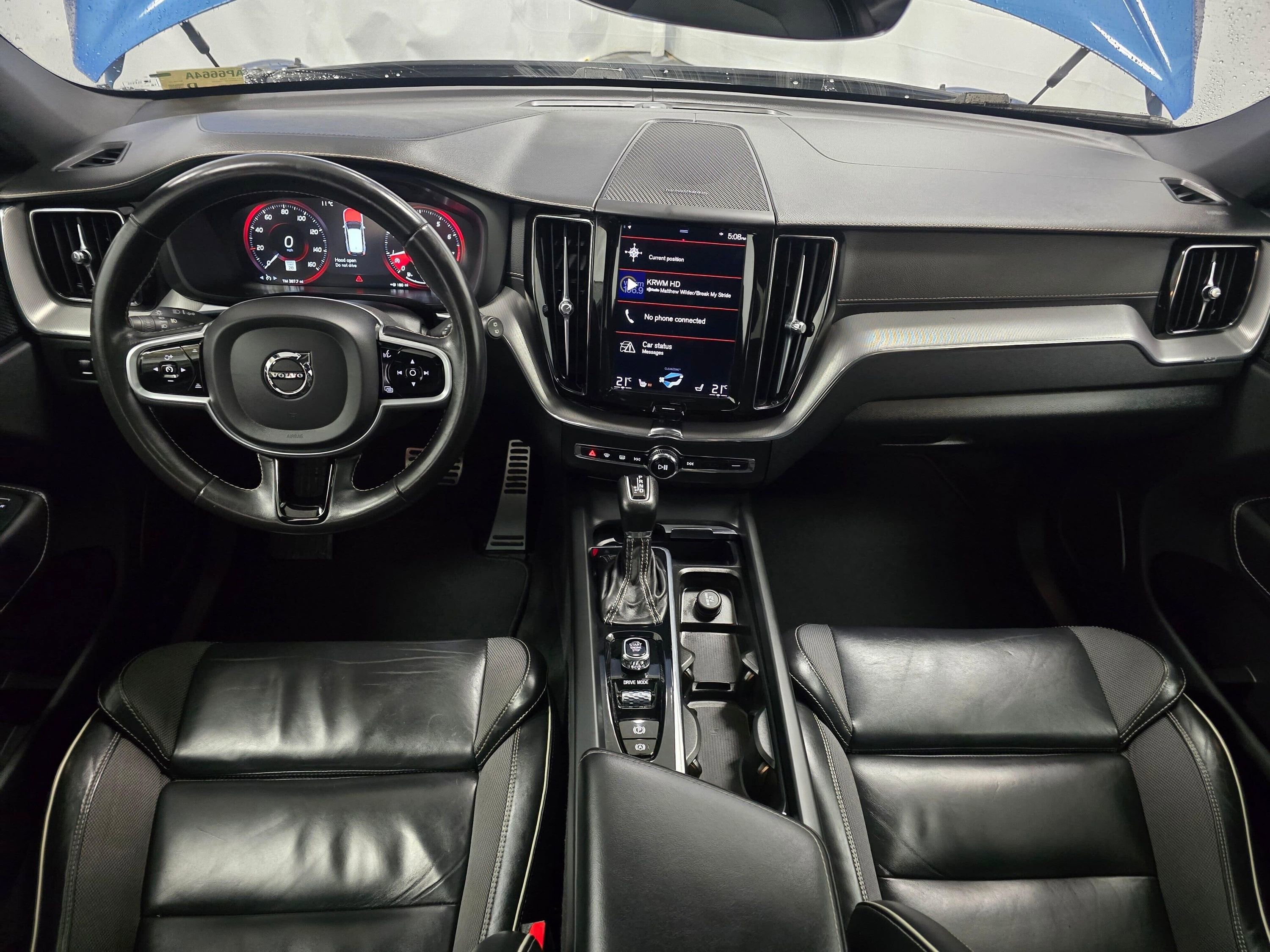 Used 2021 Volvo XC60 T5 R-Design w/ Protection Package Premier AWD/4WD image 16
