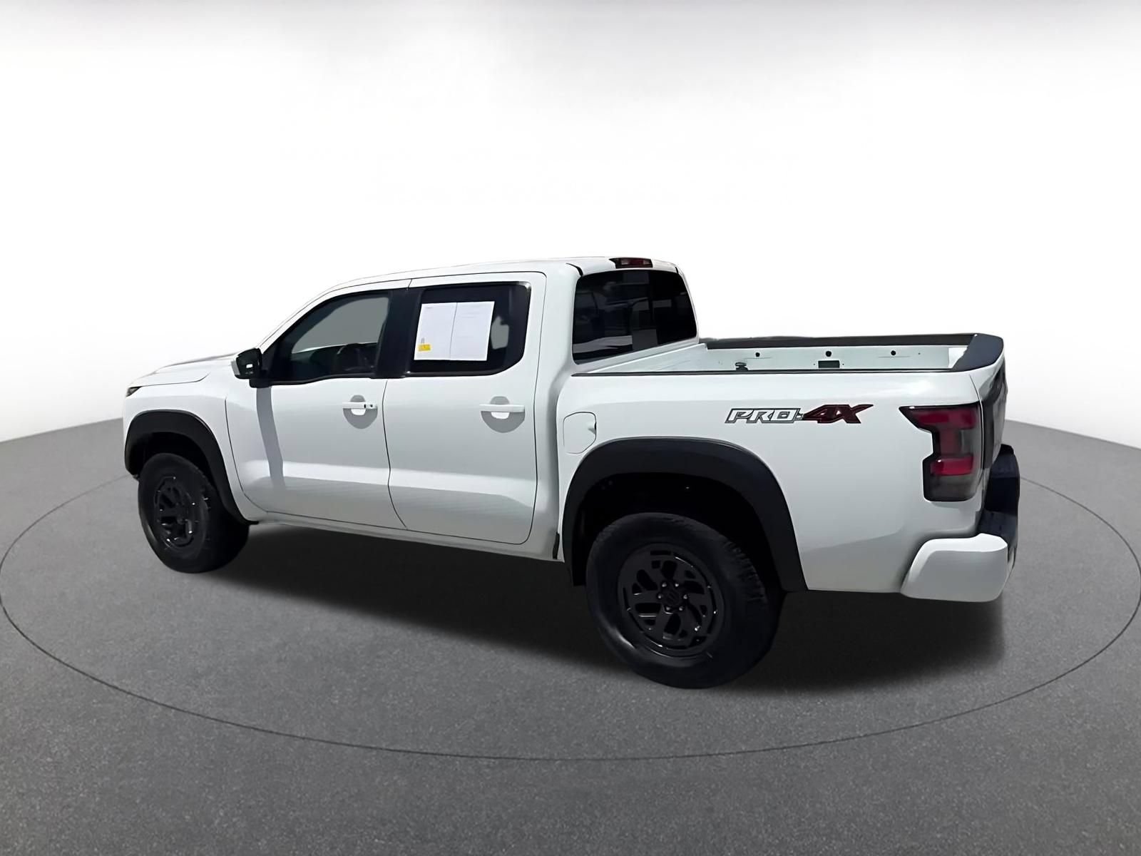 Used 2026 Nissan Frontier PRO-4X AWD/4WD image 9