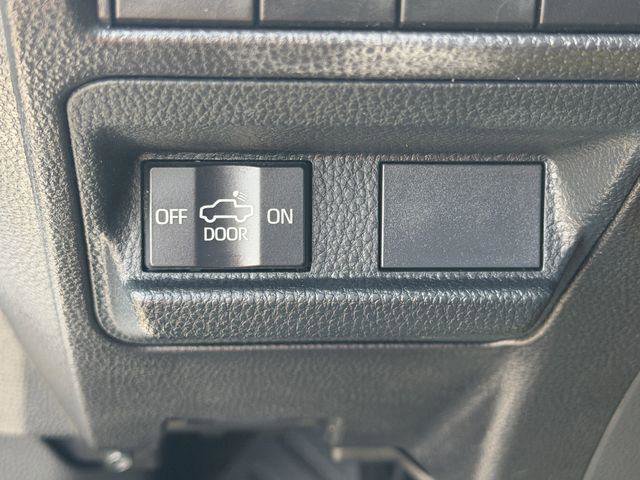 Certified 2025 Toyota Tacoma SR5 image 19