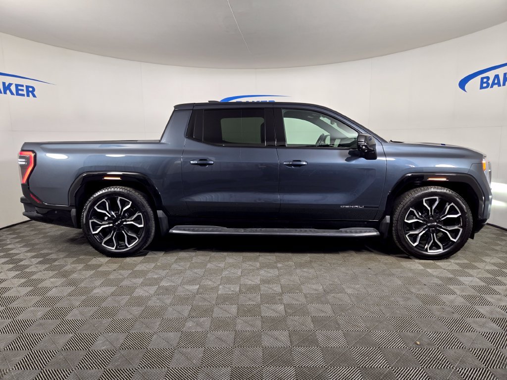 Used 2025 GMC Sierra EV Denali AWD/4WD image 7