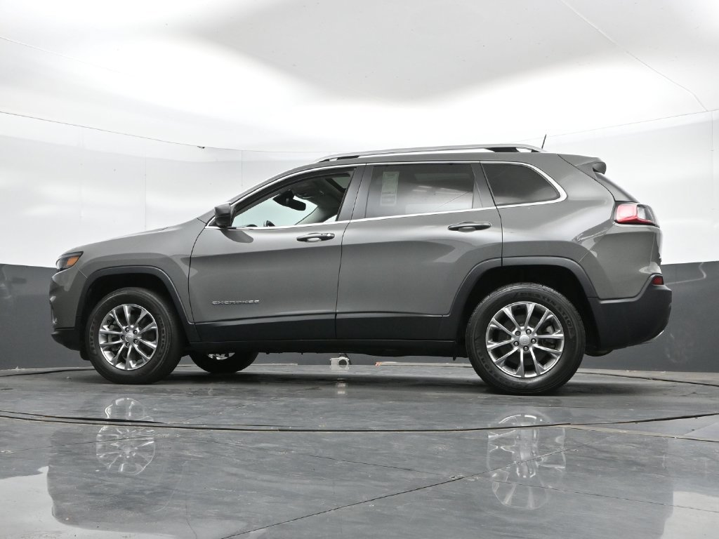 Used 2021 Jeep Cherokee Latitude Lux w/ Sun & Sound Group AWD/4WD image 49