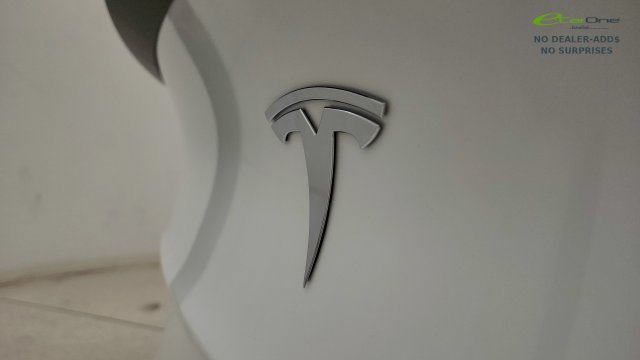 Used 2025 Tesla Model Y Performance AWD/4WD image 31