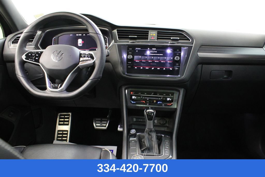 Certified 2022 Volkswagen Tiguan SEL R-Line image 8