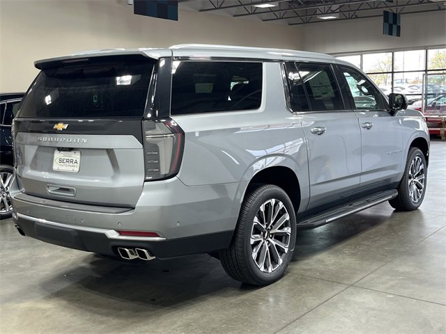 New 2025 Chevrolet Suburban High Country image 4