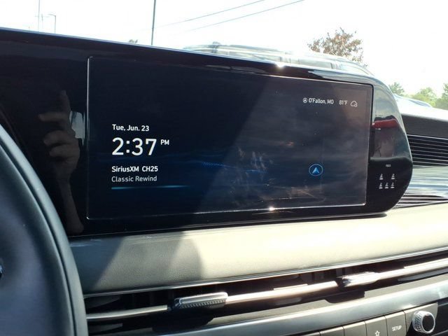 Used 2025 Hyundai Palisade Calligraphy AWD/4WD image 11