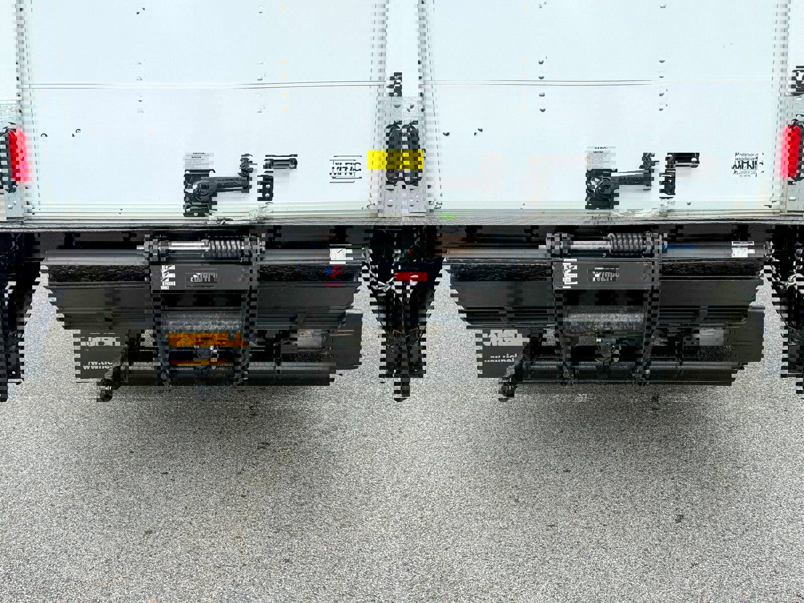 New 2025 Chevrolet Express 3500 w/ Power Convenience Package image 20